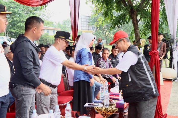 Puncak Ceremoni Kirab Pemilu Pj Bupati Kampar Kirab Pemilu Diharapkan Sebagai